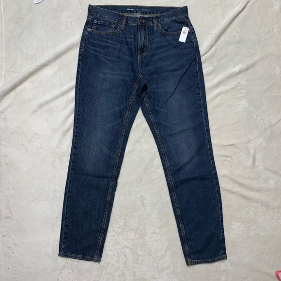 Old Navy NWT Athletic Taper Fit Denim Jeans size 34/34 - Picture 2 of 9